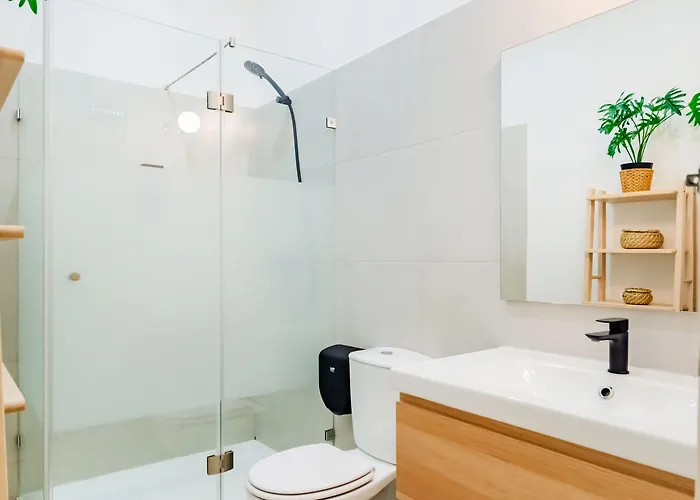 Guest 2 Boutique House