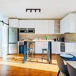 Guest 2 Boutique House 아파트