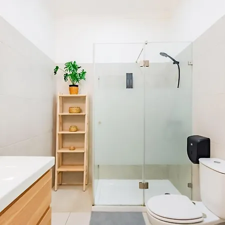 Guest 2 Boutique House Hotel
