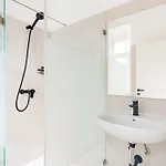 Guest 2 Boutique House