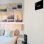 Guest 2 Boutique House *